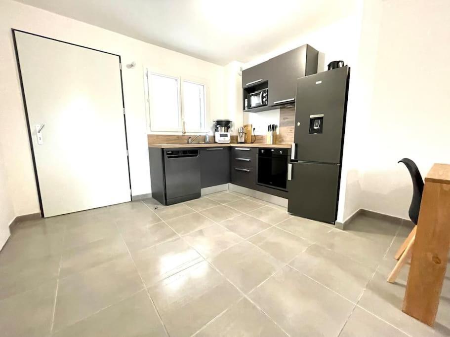 Villa 8 Personnes Bord De Mer Climatisee Saintes-Maries-de-la-Mer Exterior photo