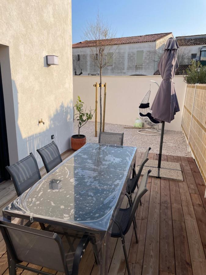 Villa 8 Personnes Bord De Mer Climatisee Saintes-Maries-de-la-Mer Exterior photo